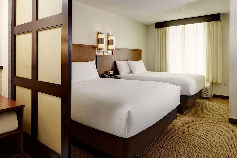 Hyatt Place Garden City Exterior foto