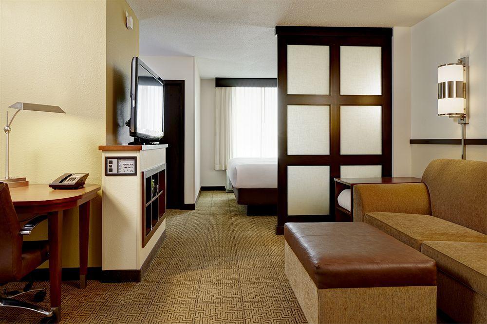 Hyatt Place Garden City Exterior foto